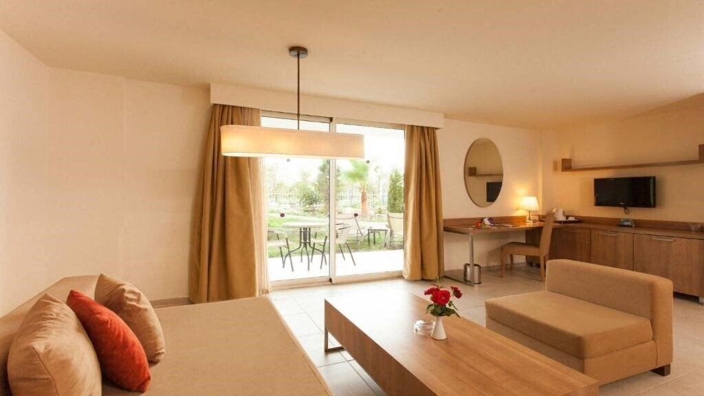 Dream Qum Family Hotel 5* суреті