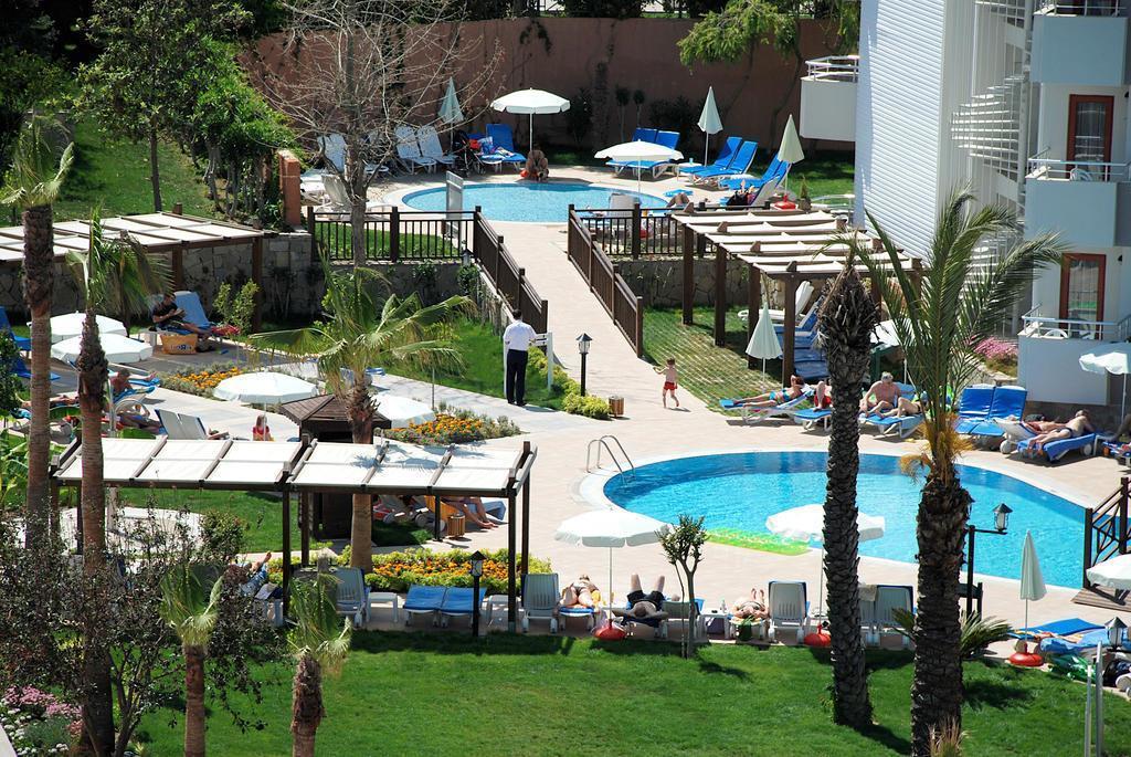 Фото Monachus Hotel & Spa 4*