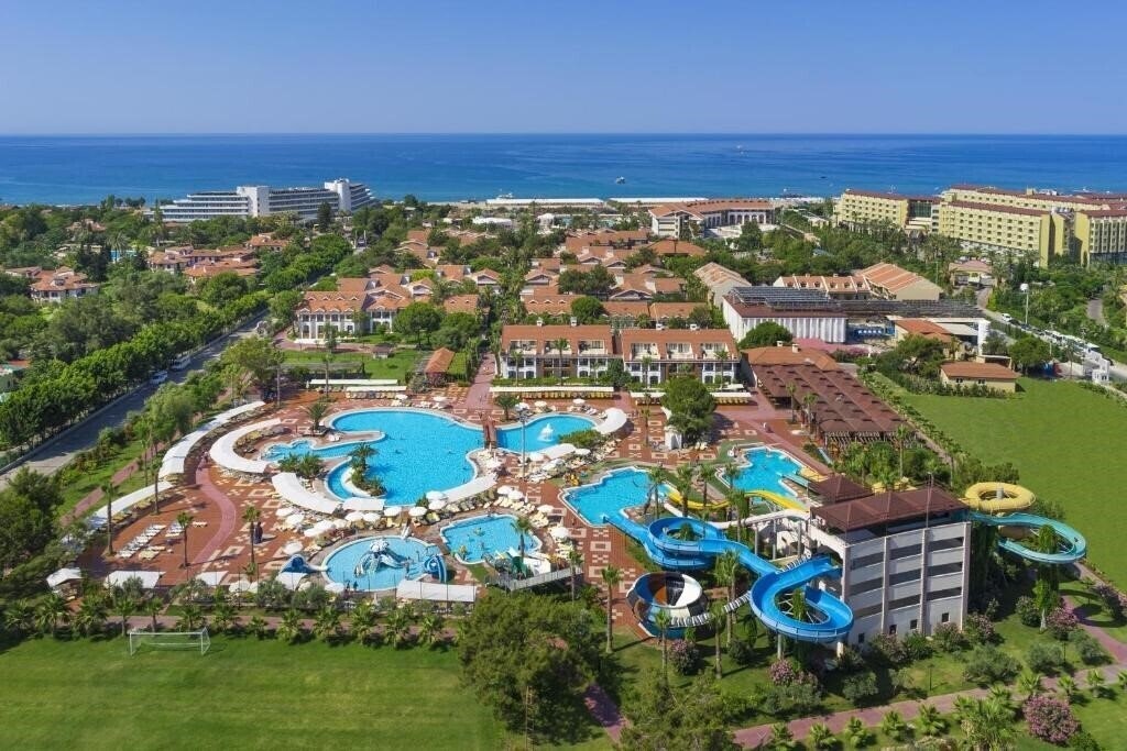 Club Hotel Turan Prince World 5* суреті