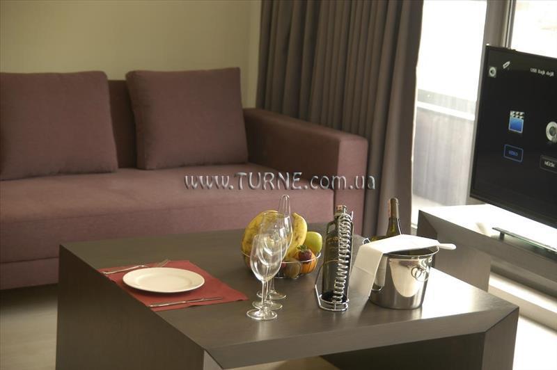 Caratpark 4* қонақ үйі