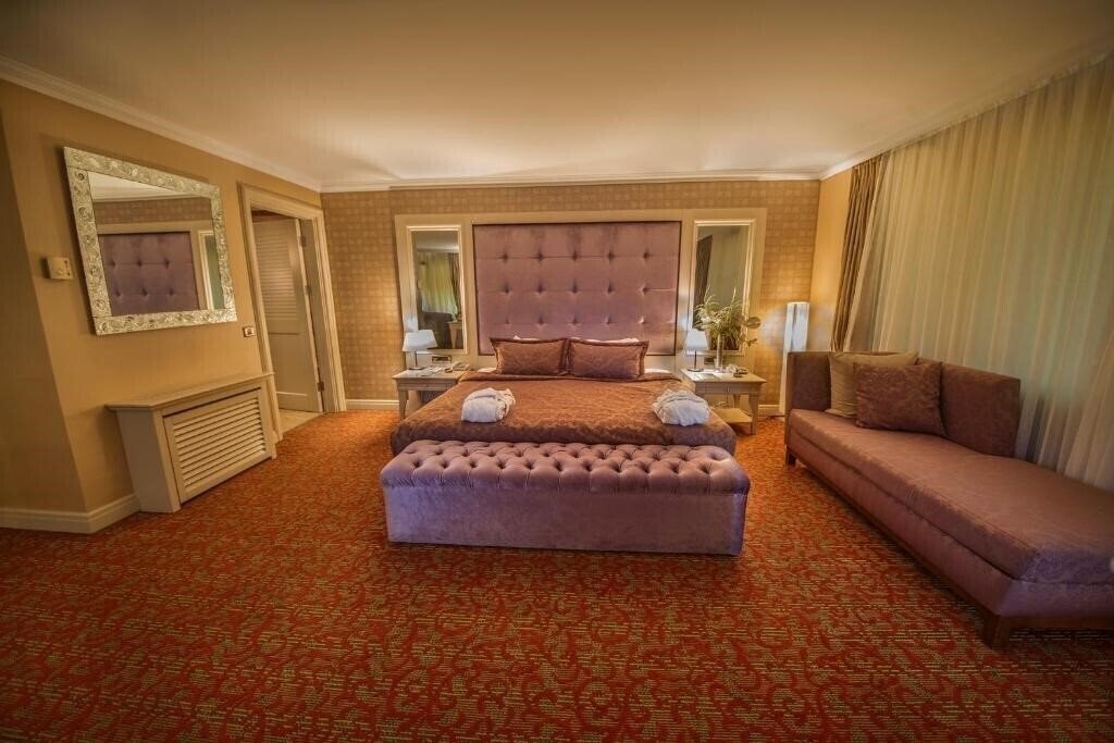Картинка Dream Hill Asia Business Deluxe Hotel 4*