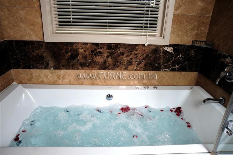 Dream Hill Asia Business Deluxe Hotel 4* фотосуреті