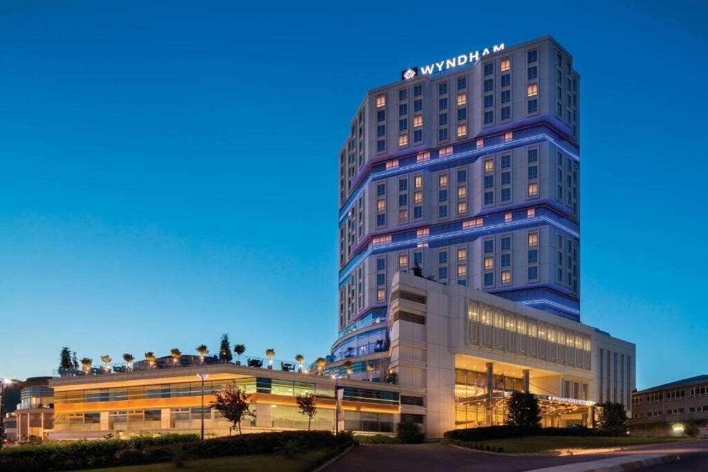Wyndham Istanbul Petek 5* қонақ үйі