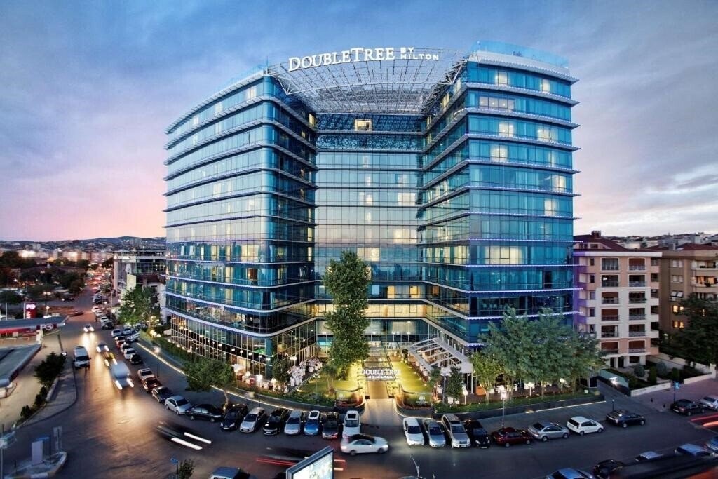 Отель DoubleTree by Hilton Istanbul Moda 5*