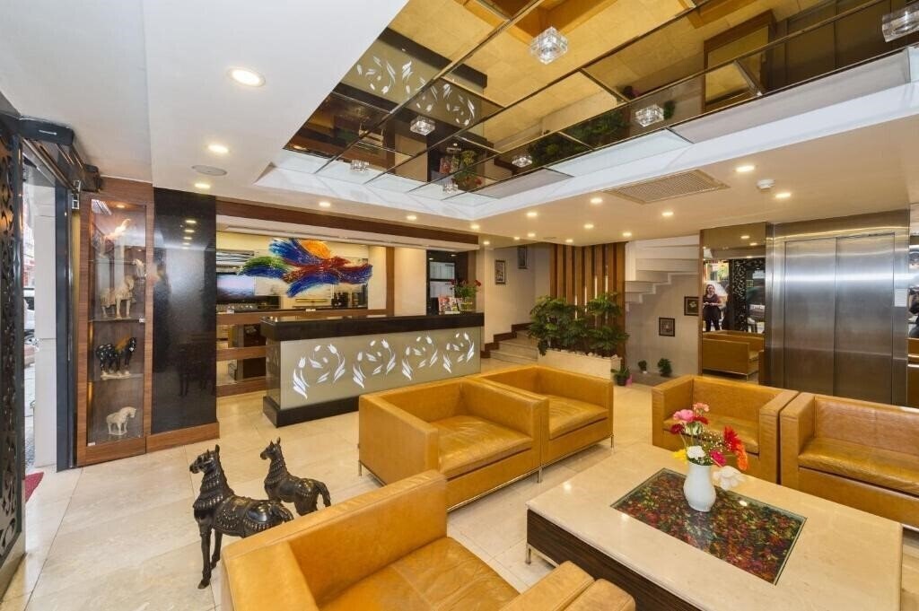 Darkmen Hotel 4* суреті