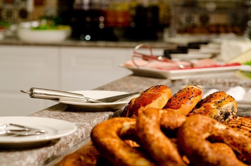 Dekor Hotel 3* суреті