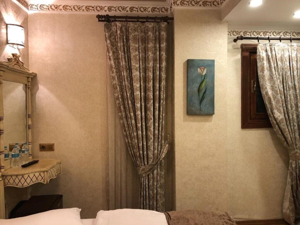Отель Kaftan Hotel 3*