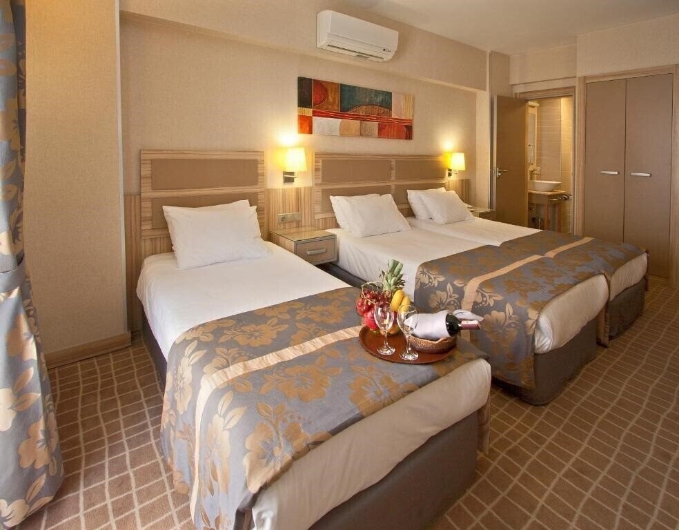 Nanda Hotel 4* қонақ үйі