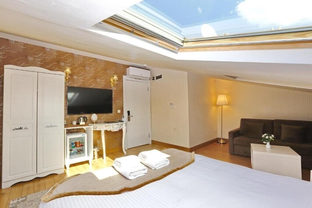 Diamond Royal Hotel 3* суреті