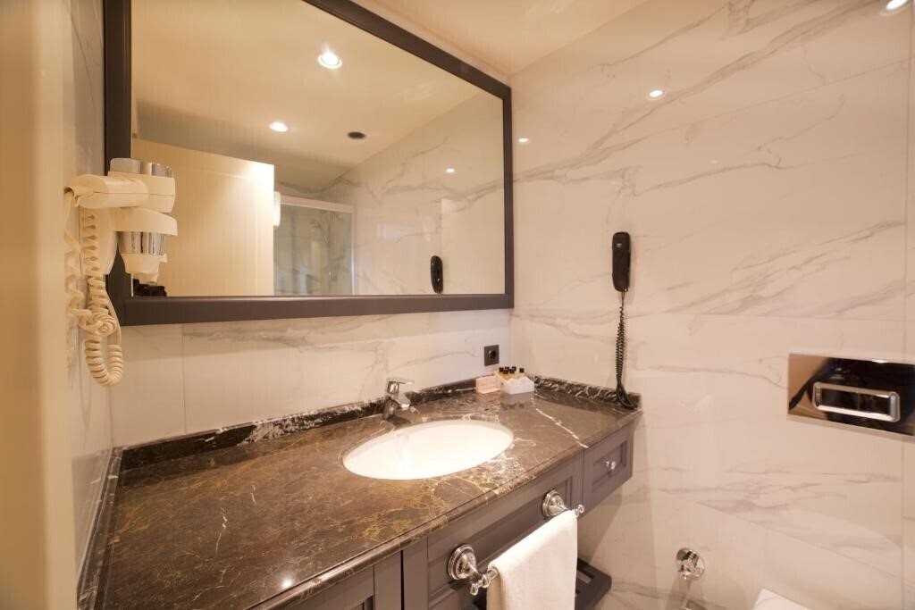 Фото Icon Istanbul Hotel (ex. Icon Hotel Taksim) 4*