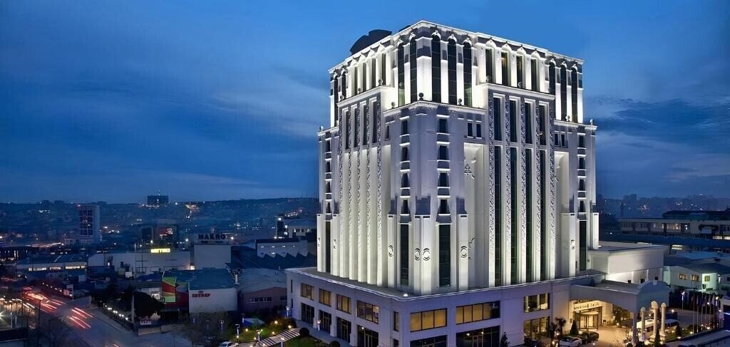 Отель Rotta Hotel Istanbul 5*