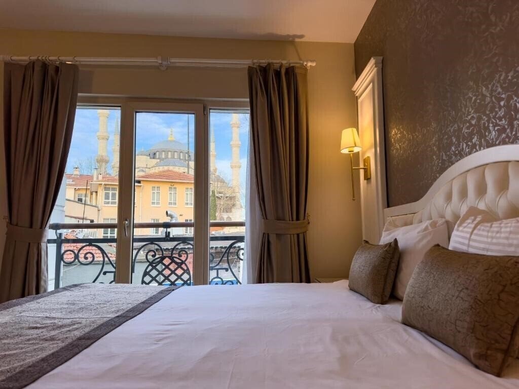 Фото Sarnic Premier Hotel 4*