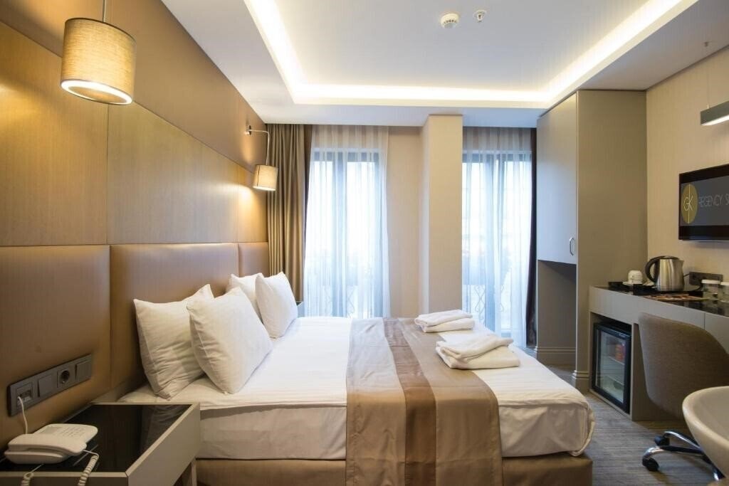 Фото GK Regency Suites 4*