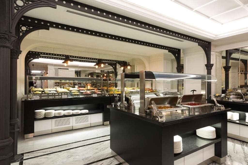 Metropolitan Hotel Taksim 4* фотосуреті