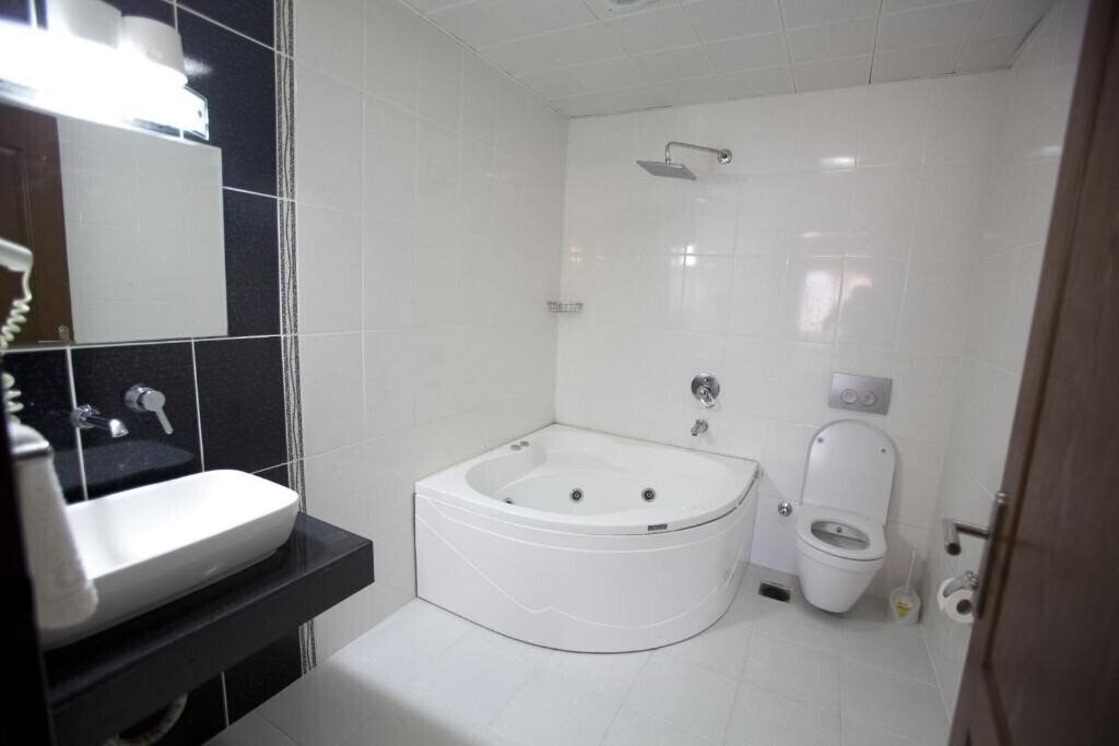Фотография Grand Laleli Hotel 3*