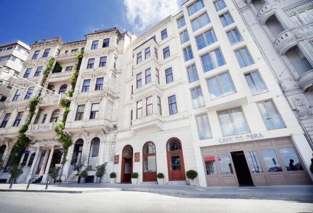 Отель Grand Hotel de Pera 4*