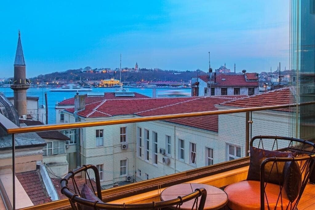 Ada Karakoy Hotel 3* суреті