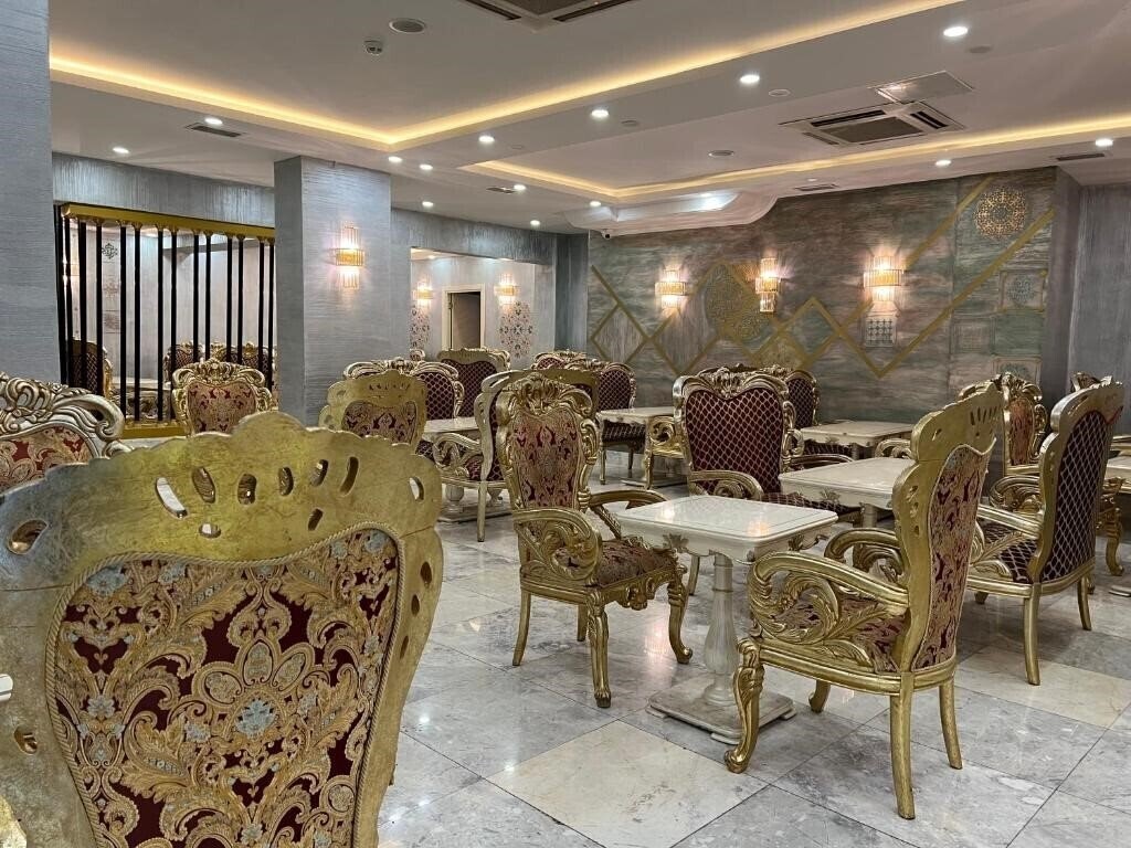Фотография Hotel Buyuk Hamit 4*