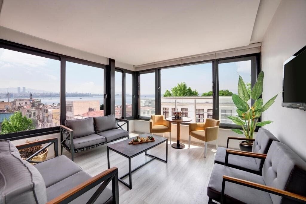 Фото Skalion Hotel & Spa 4*