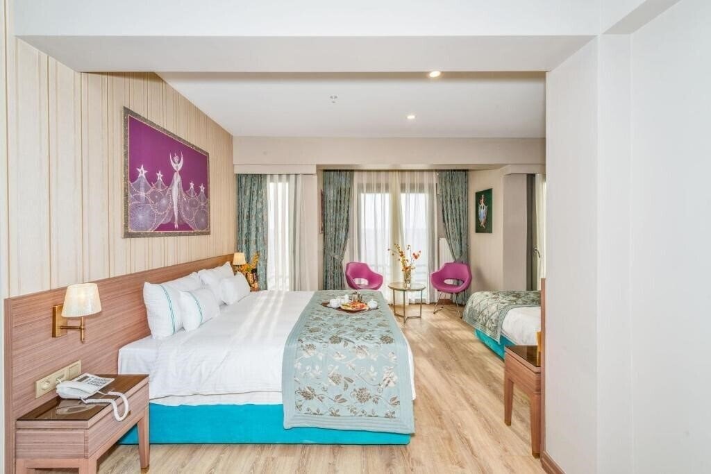 Отель Taximist Hotel 3*