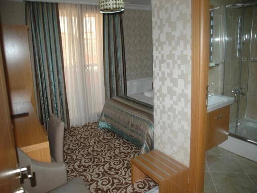 Alfa Hotel 3* фотосуреті