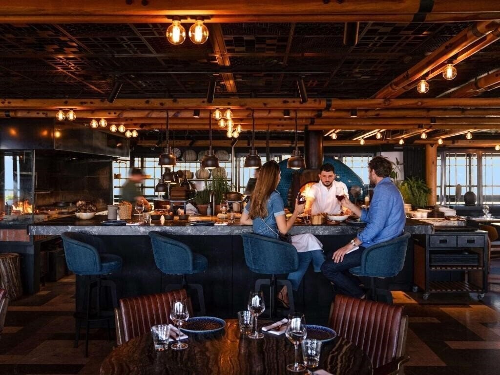 Novotel Istanbul Bosphorus Hotel 5* суреті