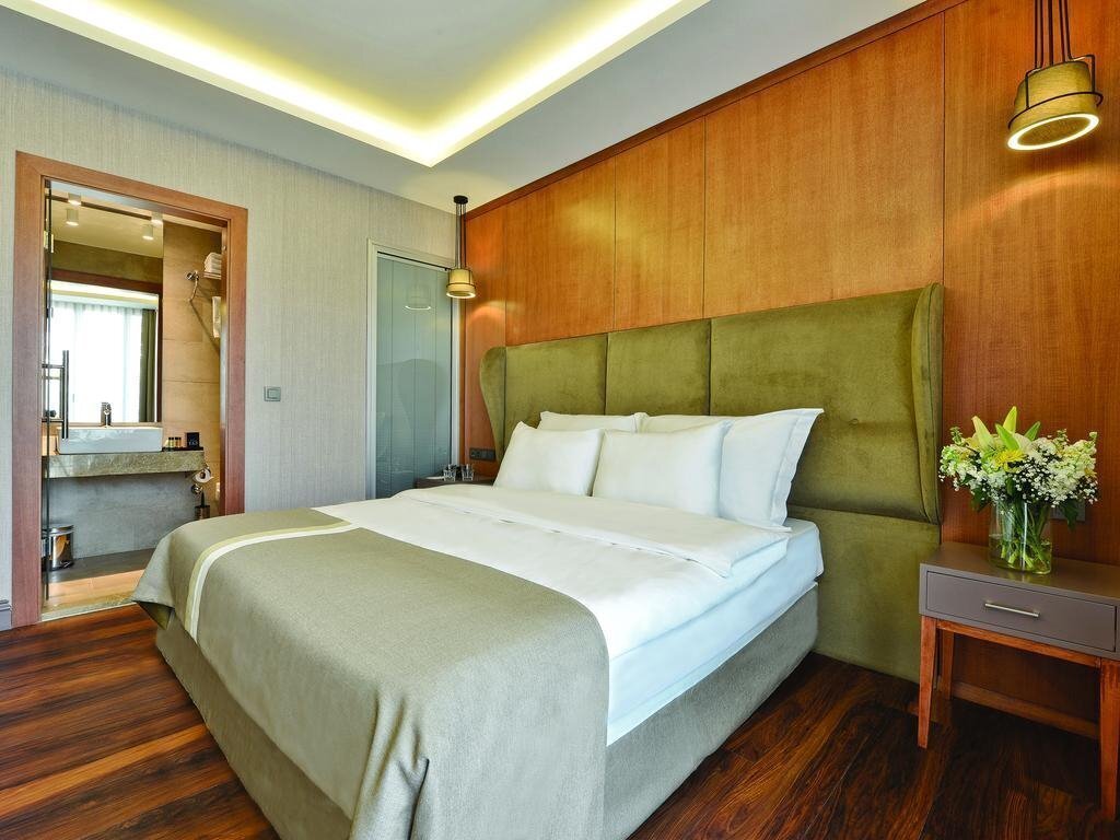 Фото Blueway Hotel City 3*