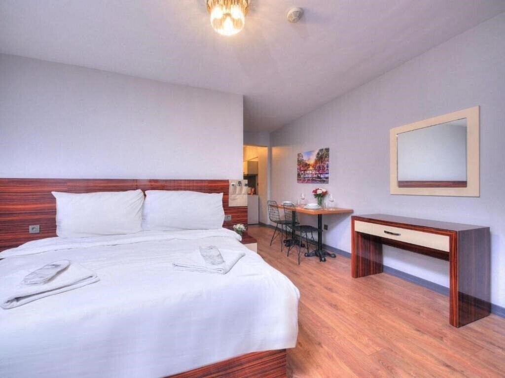 Blueway Residence 3* суреті