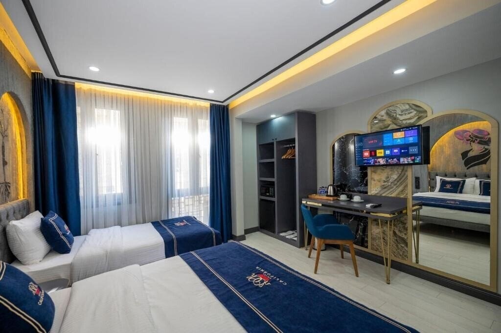 Фотография California Istanbul 3*