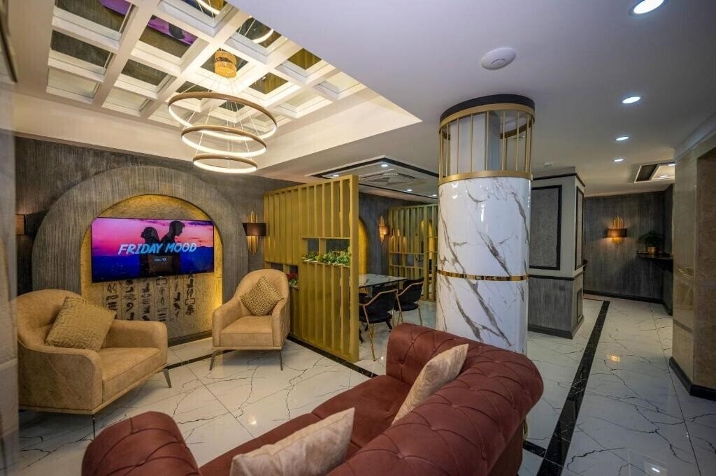 California Istanbul 3* суреті