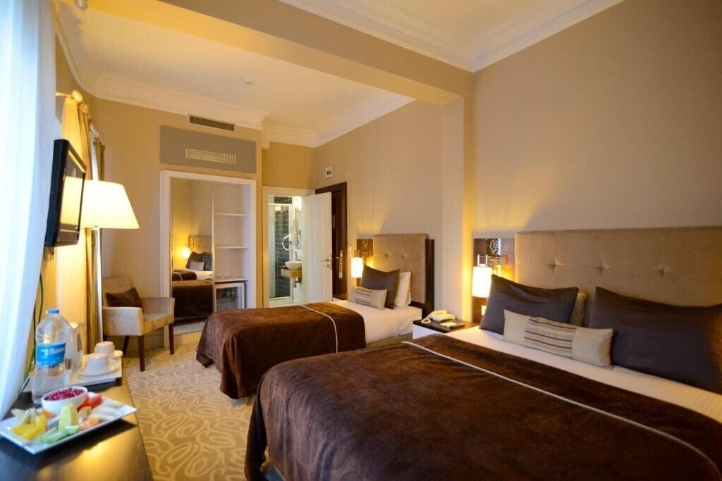 Фото City Center Hotel (ex. City Center Hotel Taksim, City Center Istanbul Taksim Hotel) 4*