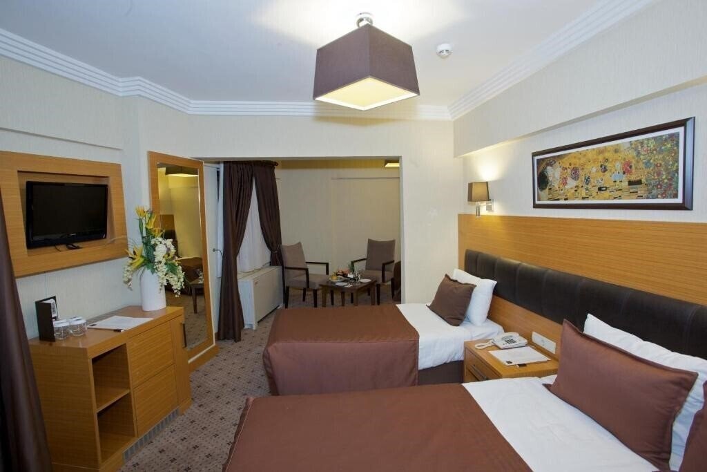 Mirilayon Hotel 4* суреті