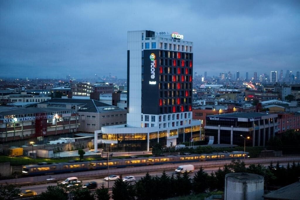 Отель Ramada Encore Istanbul Bayrampasa 4*