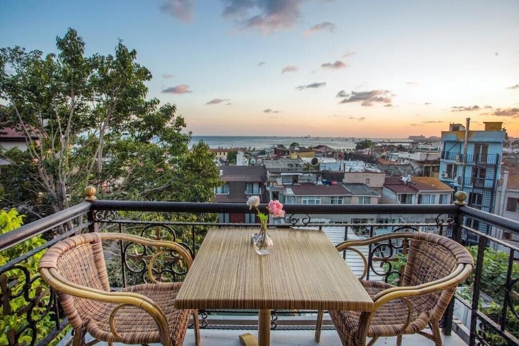 Изображение Garden House Hotel 4*
