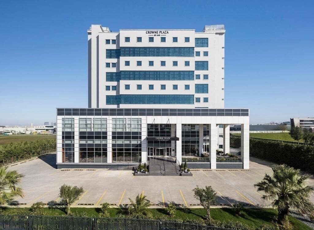 Отель Crowne Plaza Istanbul West 5*