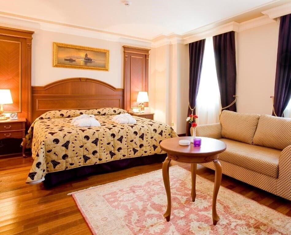 Отель GLK Premier Regency Suites & SPA 4*