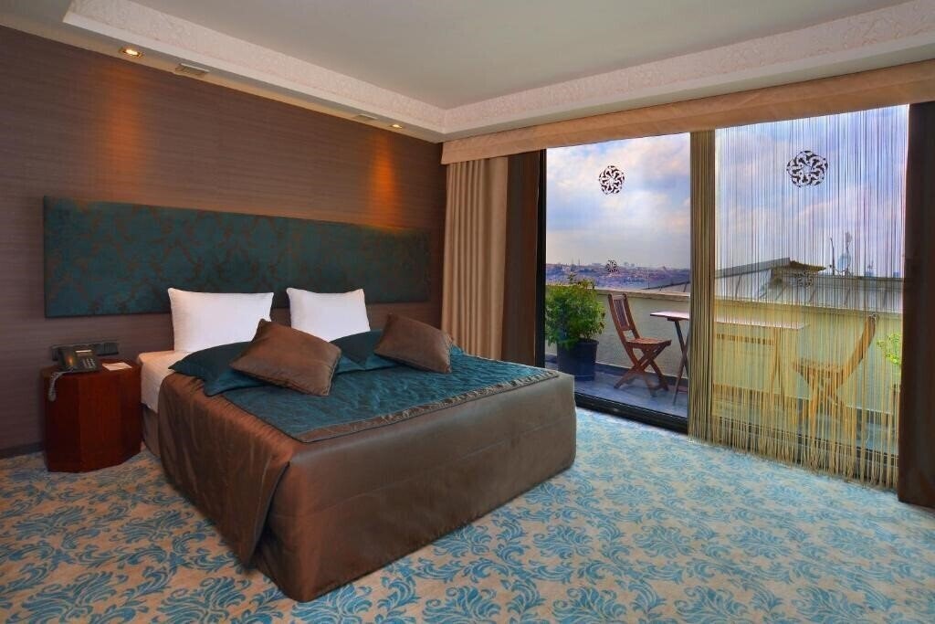 Фото Tulip By Molton Hotels 4*