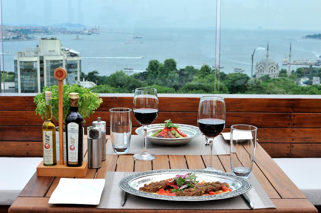 Hilton Parksa Istanbul 4* суреті