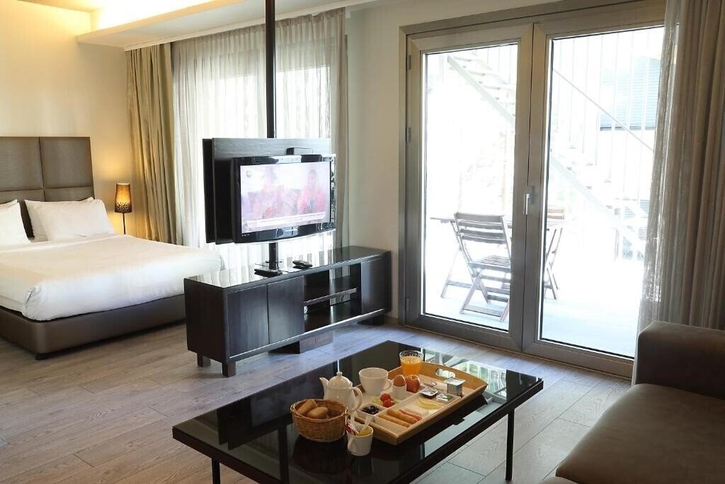 Chakra Suites 4* фотосуреті