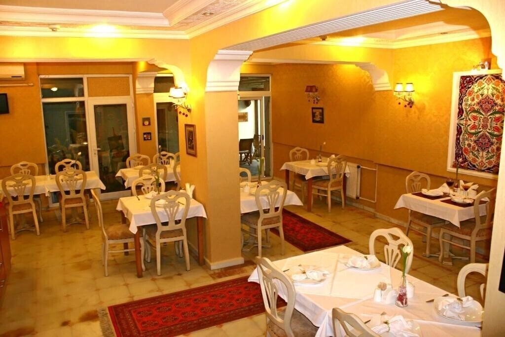 Отель Divas Hotel (ex. Diva`s, Divas Boutique) 3*