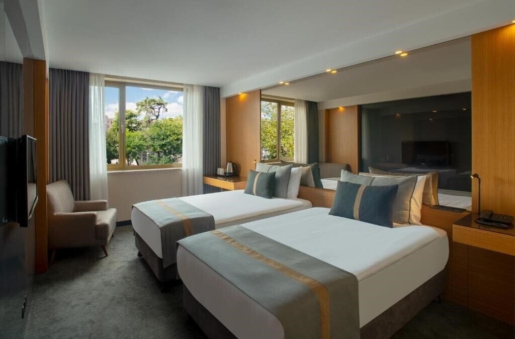 Фотография Tan Hotel Class "S" 4*