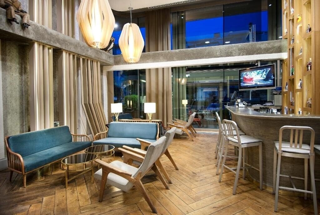 Фото The Cettia Istanbul (ex. The Cettia, The Marmara Sisli, Istanbul Conti) 4*