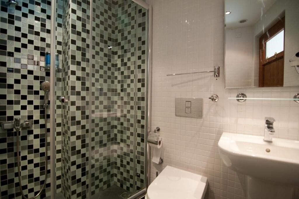 Фото Magnificent Hotel 3*