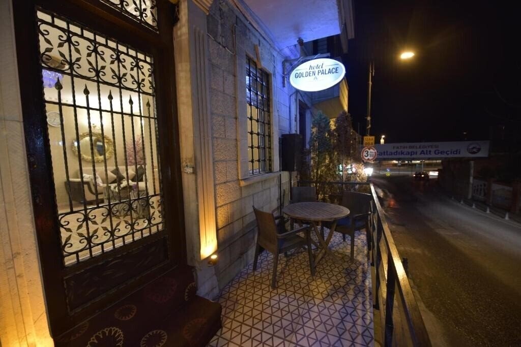 Golden Palace Hotel 3* қонақ үйі