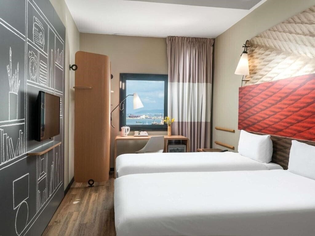 Отель Ibis Istanbul Tuzla Hotel 3*