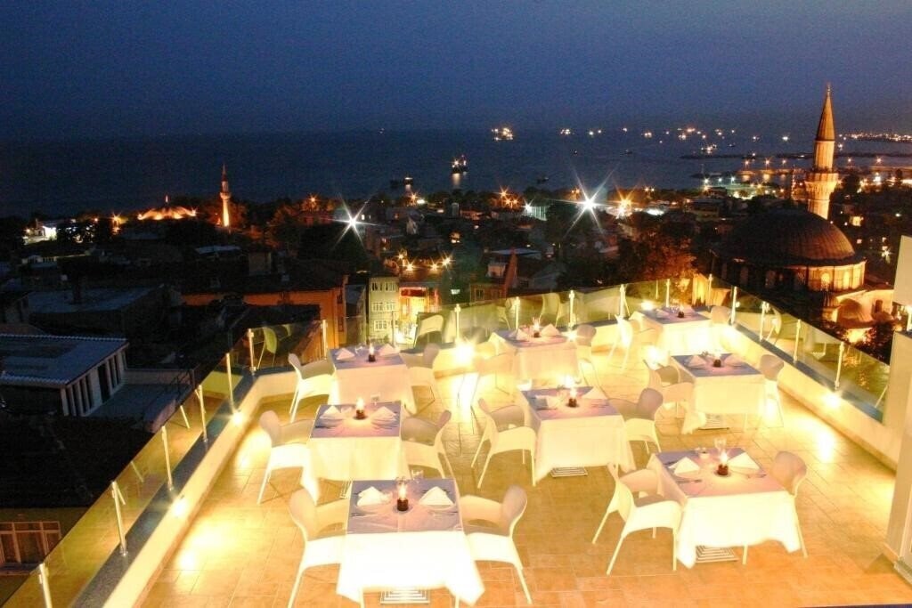 Daphne 4* қонақ үйі