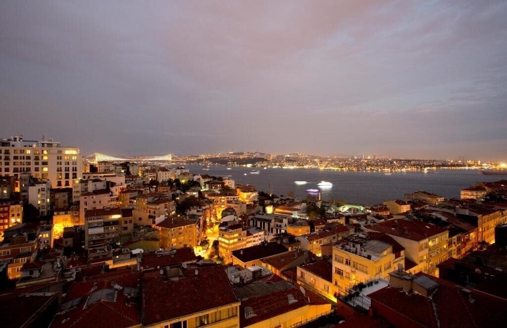 Фотография Cihangir Hotel Bosphorus 3*