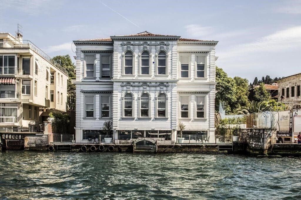 Bosphorus Palace 5* қонақ үйі