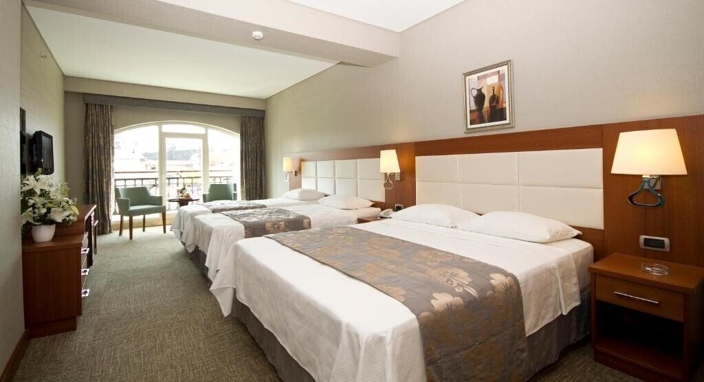 Отель InnPera Hotel 4*