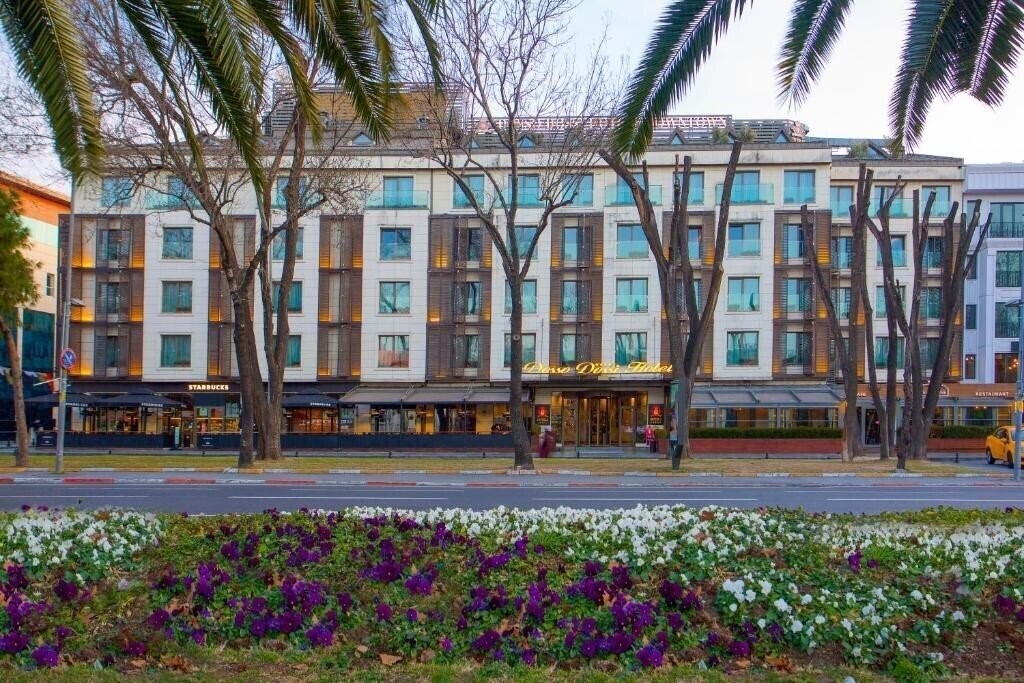 Dosso Dossi Hotels & SPA Downtown (ex. Dosso Dossi Hotel Downtown, Dosso Dossi Downtown) 5* қонақ үйі